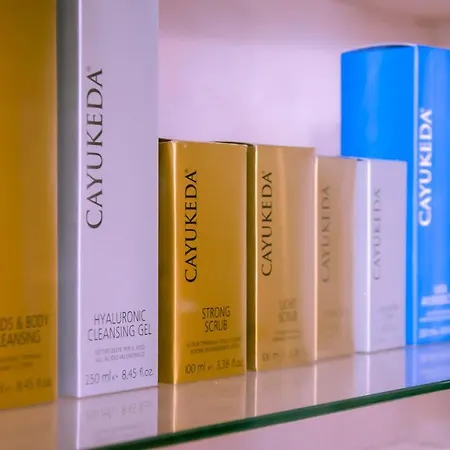 Indaco Centro Ayurveda فندق مبيت وإفطار 2*