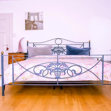 Indaco Centro Ayurveda Bed & Breakfast 2*
